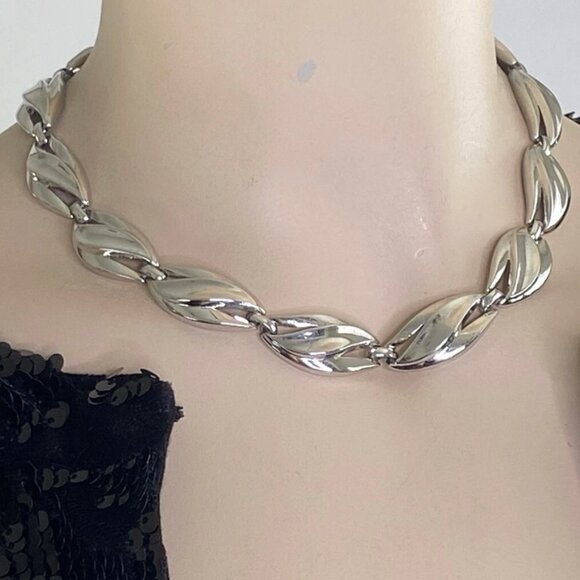 TRIFARI Patent Pending Silver Tone Wavy Brushed & Polished Link Necklace 16" - Picture 1 of 6